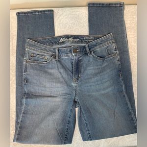 Eddie Bauer Jeans Slim Straight Leg - Size 8